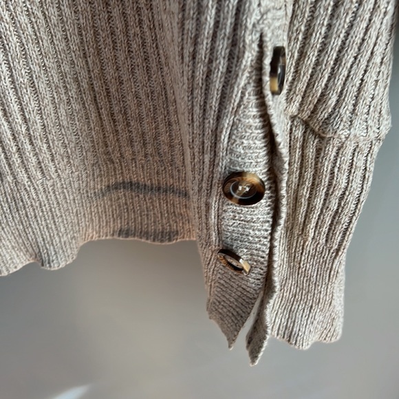 Knit Cardigan- Size Small- Super cute detailing - Picture 3 of 4